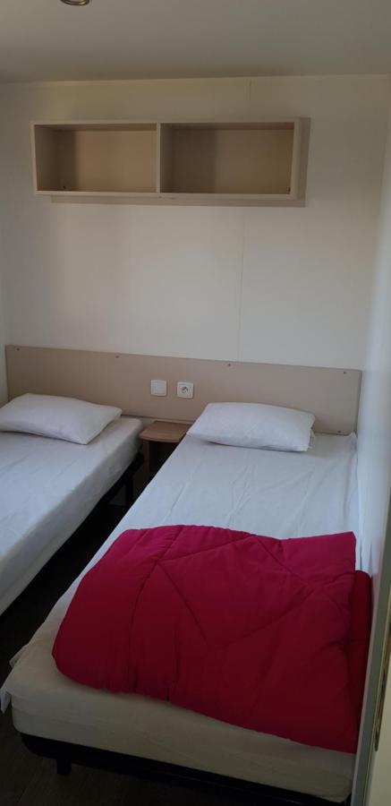 Les Mobilhomes Helvetiques 4 Etoiles Mar Estang Canet En Roussillon Exteriér fotografie