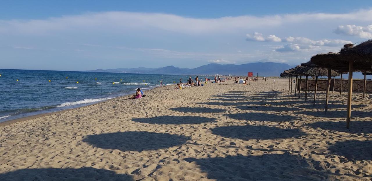 Les Mobilhomes Helvetiques 4 Etoiles Mar Estang Canet En Roussillon Exteriér fotografie